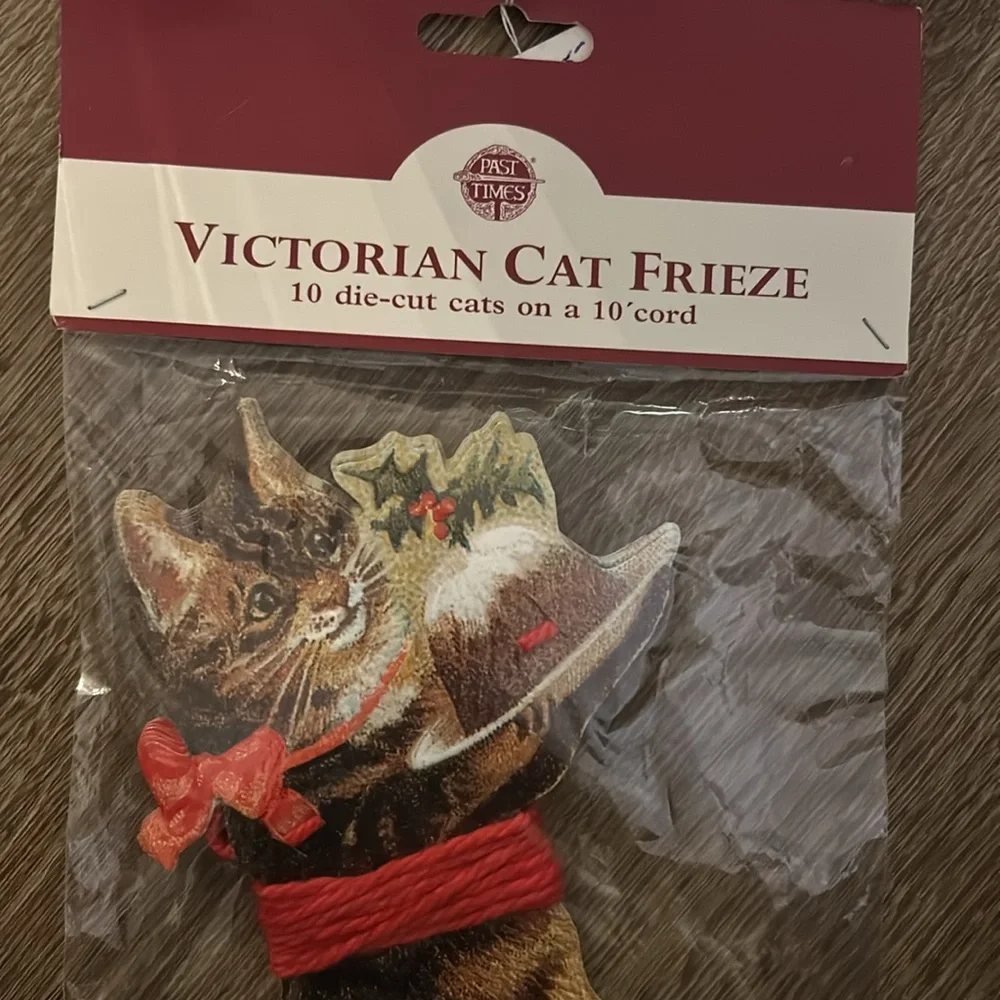 Victorian holiday cat garland
